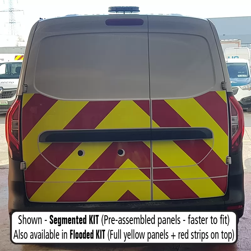 Renault Kangoo 2021–Present half rear chevron kit fitted (double rear doors)