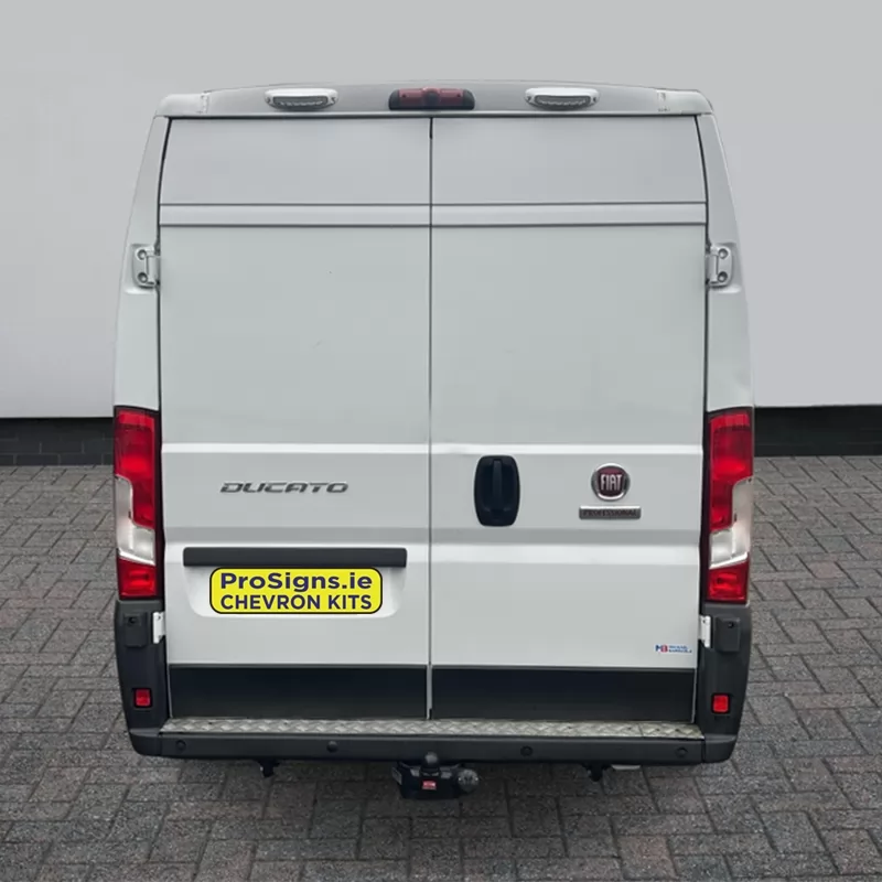 Fiat Ducato 2008–Present MR (H2) rear view van (double rear doors)