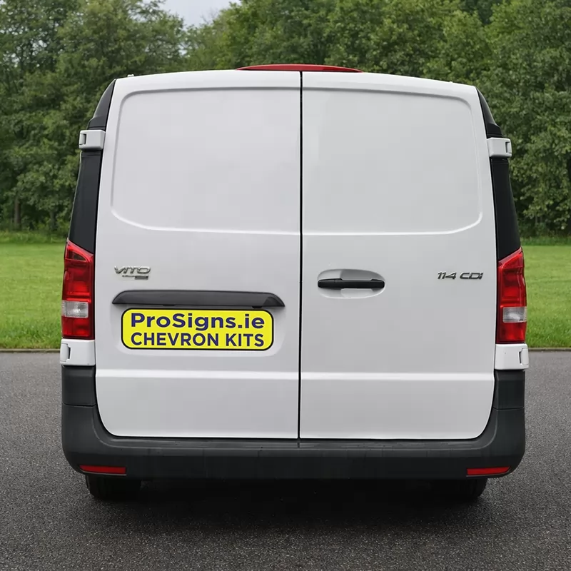 Mercedes Vito 2015–Present rear view van (double rear doors)