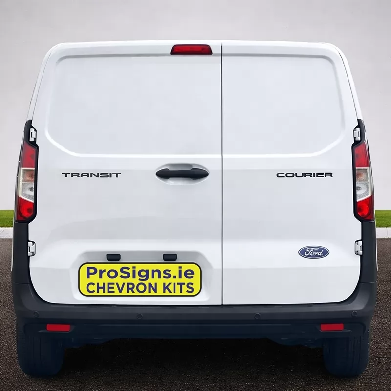 Ford Courier 2024–Present rear view van (double rear doors)